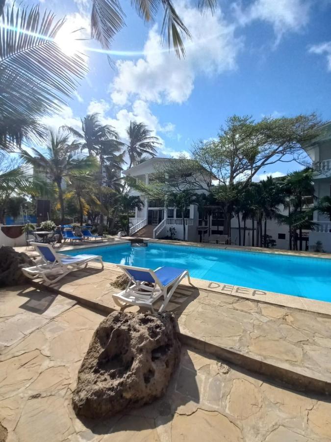 Maasai Villas Момбаса Экстерьер фото