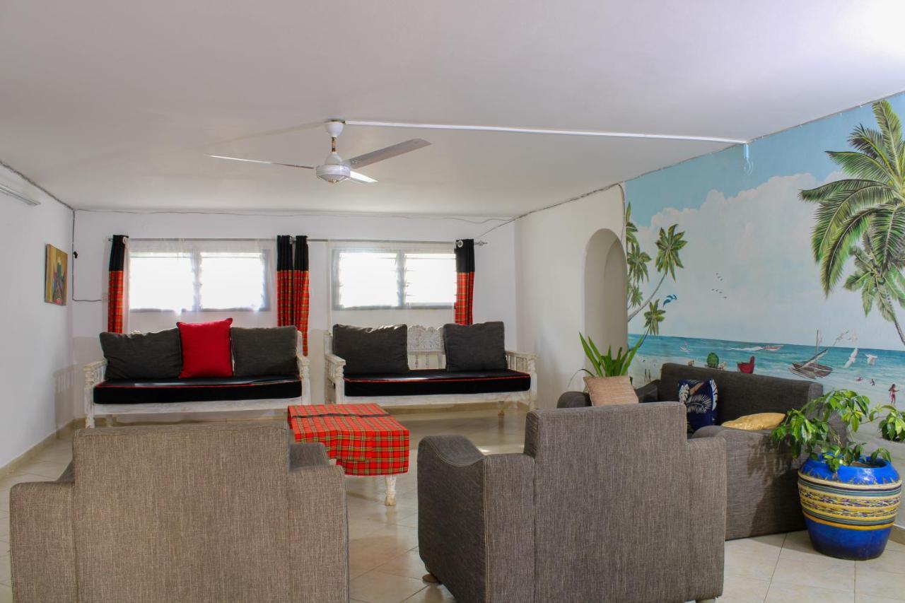 Maasai Villas Момбаса Экстерьер фото
