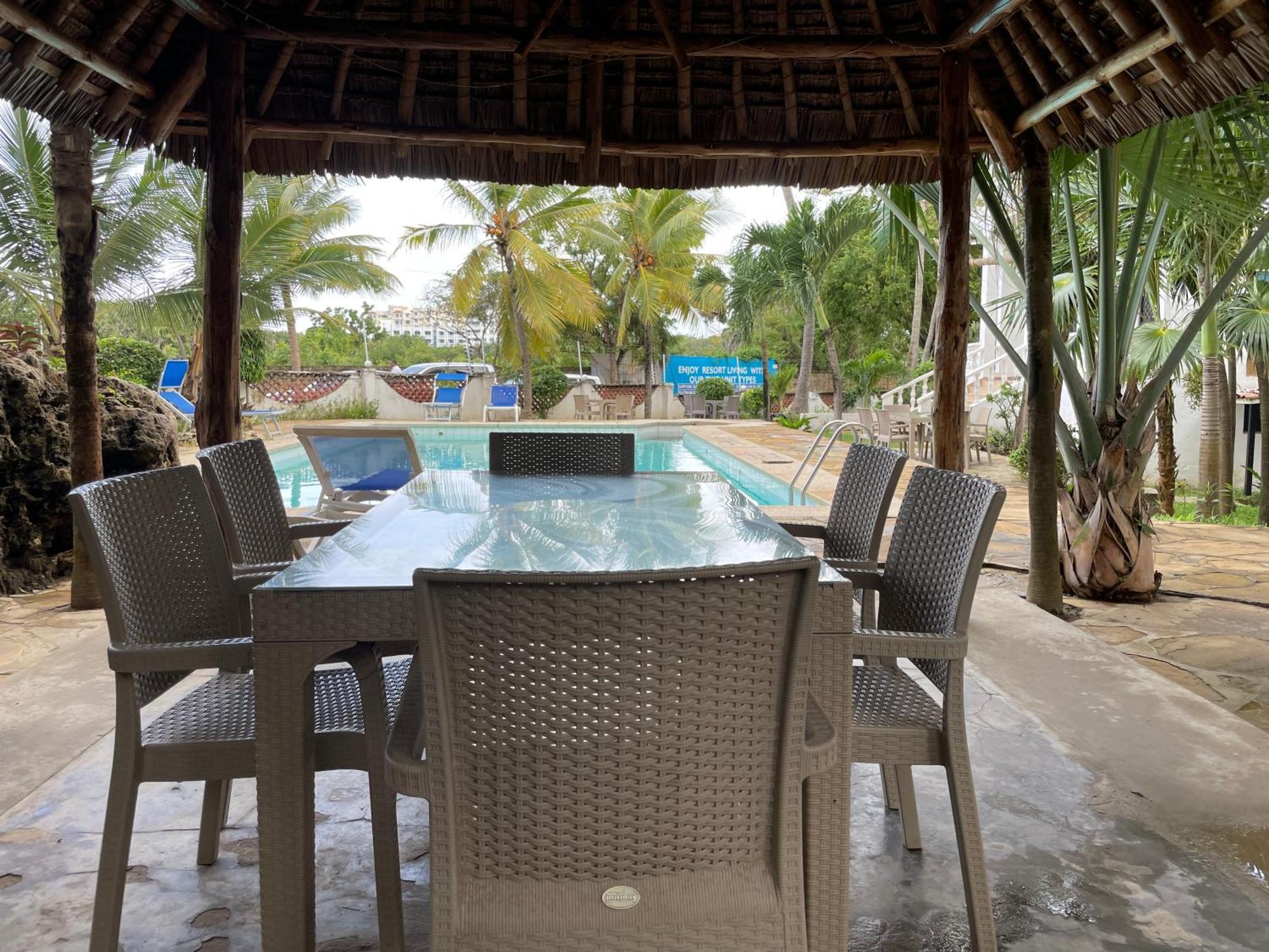 Maasai Villas Момбаса Экстерьер фото
